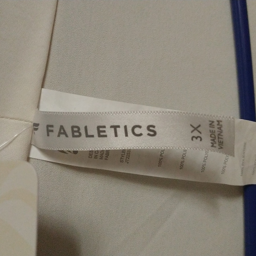 Fabletics Eco Satin Long Robe - Picture 6 of 7
